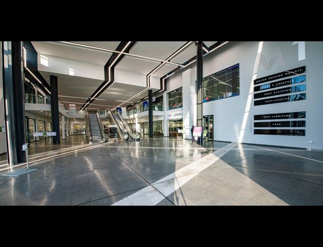 2,420M² RETAIL TO LET IN MARLBORO